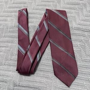 Vintage Oscar de la Renta maroon striped tie